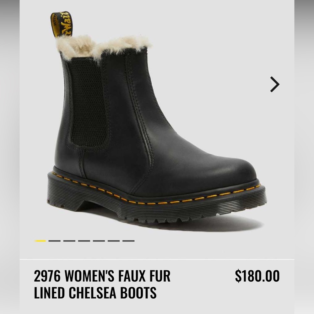 Women’s Dr Martens Fur Lined Chelsea boot size 8